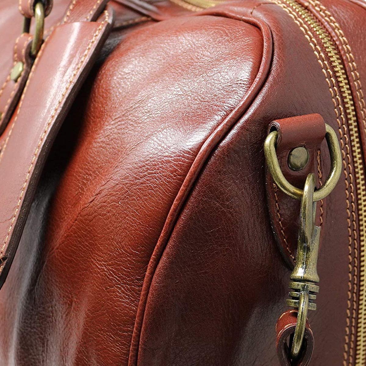 Classic Brown Leather Duffle Bag for Weekend (6)