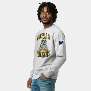 Disney-x-Champion-Chewbacca-Packers-Sweatshirt.