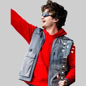 Joe-Keery-Outside-Land-Concert-2026-Vest.