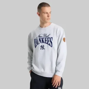 New York Yankees lululemon Steady State Sweatshirt