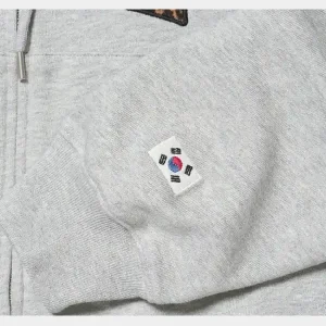 Katseye-Gap-Yoonchae-Hoodie-Grey